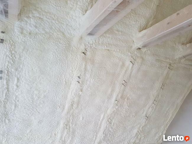 Ocieplenia pianką poddaszy izolacje piana poliuretanowa pur