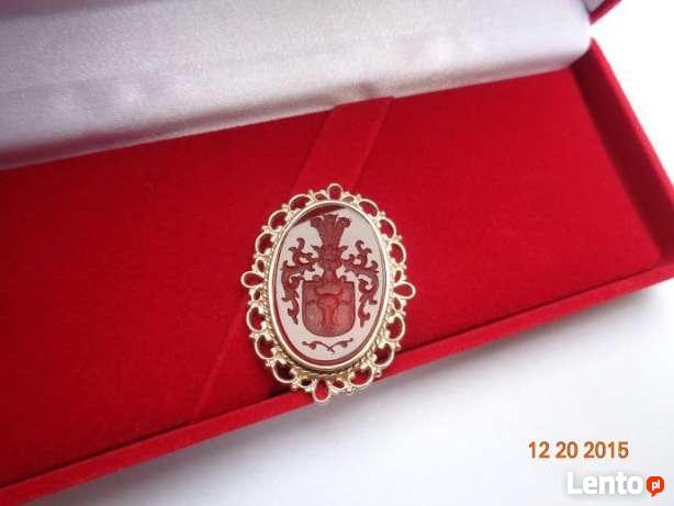 Sygnety męskie Złote męskie sygnety z herbem rodowym Grawero