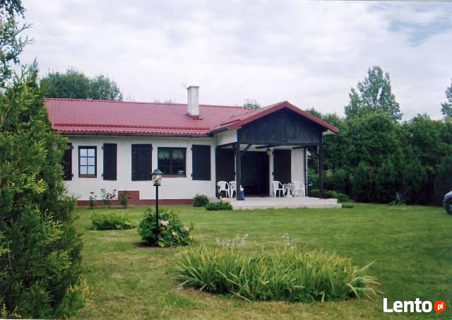 DOMEK LETNISKOWY NAD JEZIOREM WADĄG