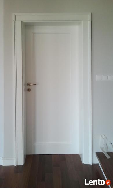 Drzwi białe wewnętrzne