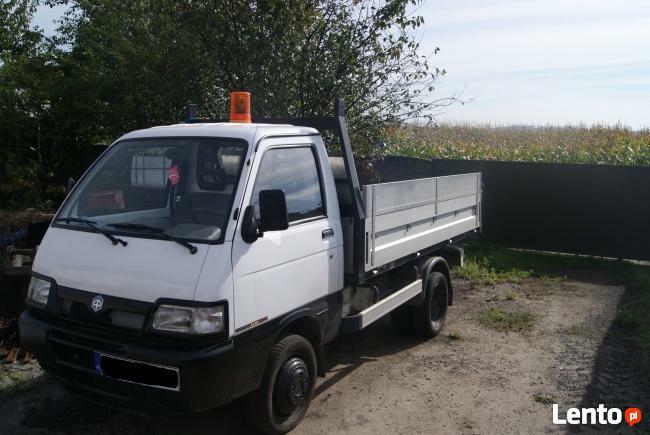 Usługi transportowe - wywóz grózu, ziemi, gliny.