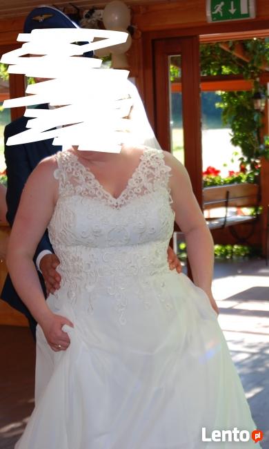 Sprzedam SUKNIĘ ŚLUBNĄ