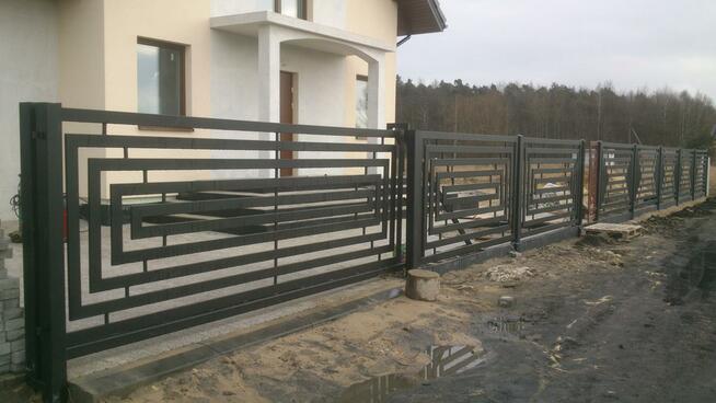 Panel ogrodzeniowy , siatka ogrodzeniowa , przęsła metalowe