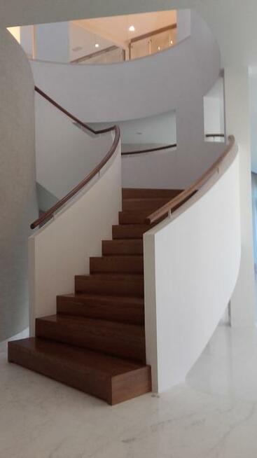 Schody białe, Warszawa