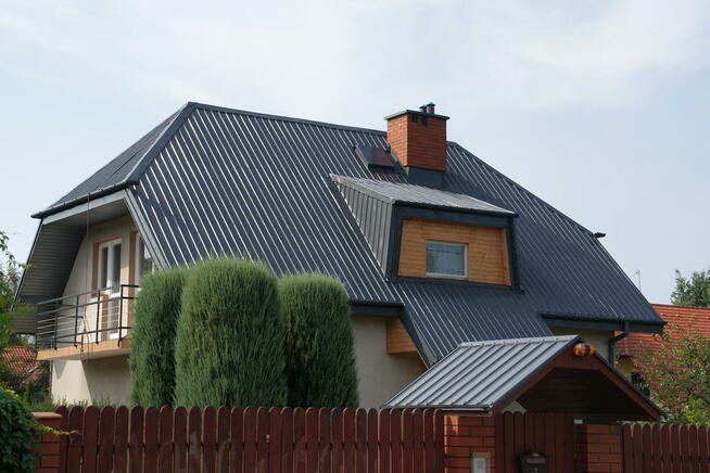 Natryskowe malowanie dachów