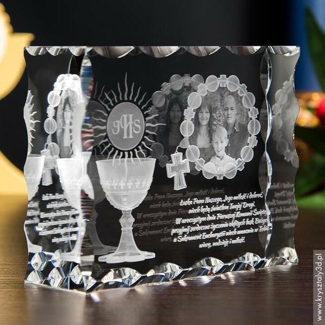Piękny kryształ 3D ze zdjęciem jako prezent na I Komunię