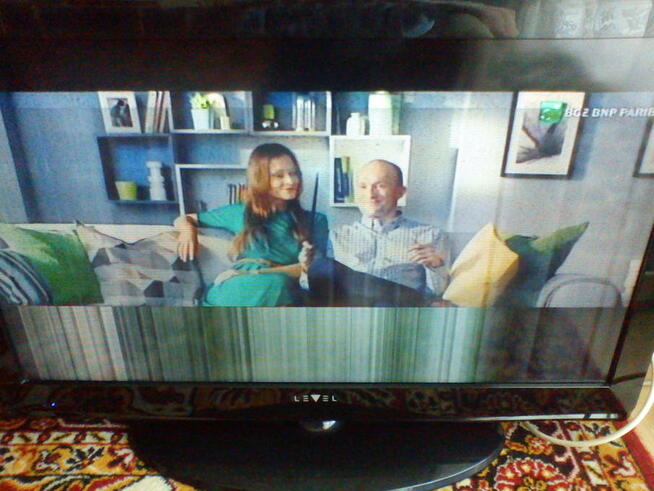 telewizor płaski 32''