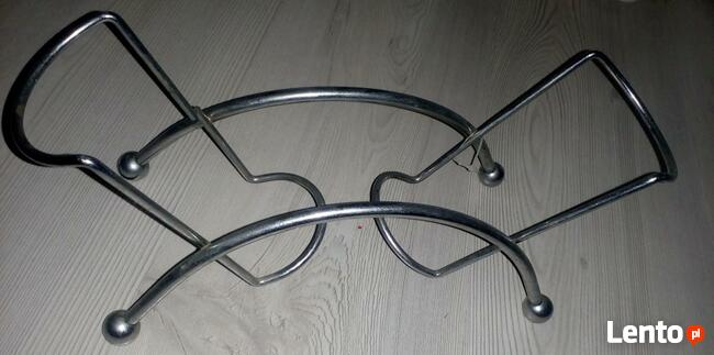 Metalowy stojak do wina na 2 sztuki