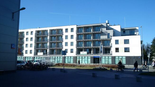 Lokal usługowy nad prywatną placówką medyczną