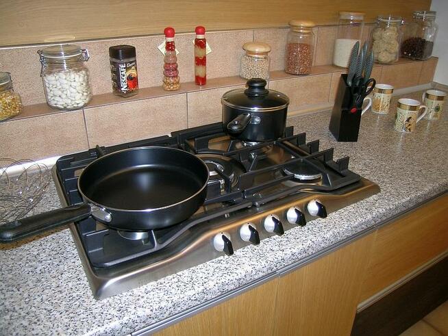 Sprzedam zestaw szafek kuchennych