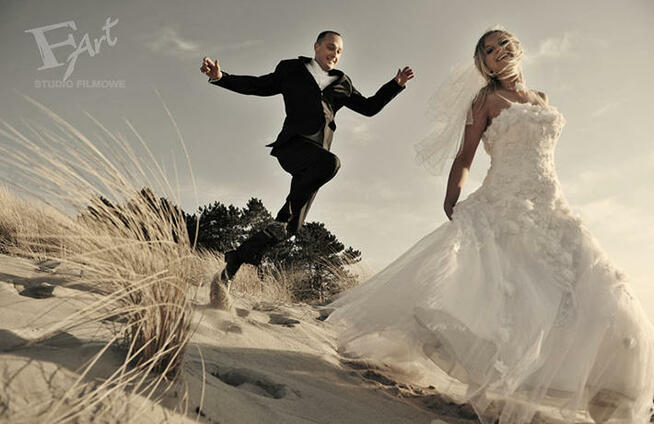 Filmowanie i fotografia ślubna. Dron.Ostatnie terminy 2019 !