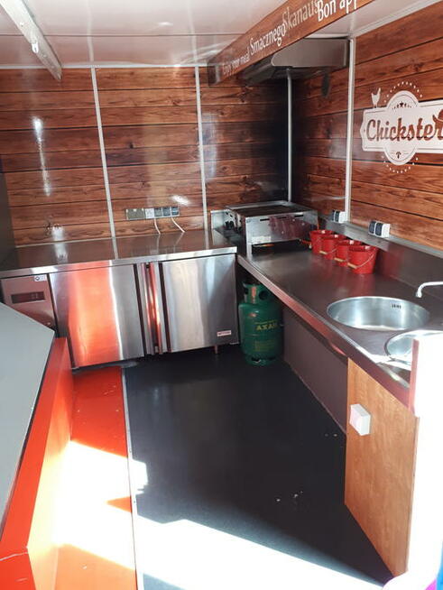 FOOD TRUCK POJAZD GASTRONOMICZNY