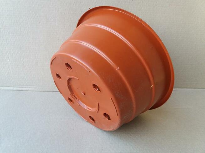 Miska, doniczka chryzantemowa 21cm poj-3L opak=100szt/107,zł