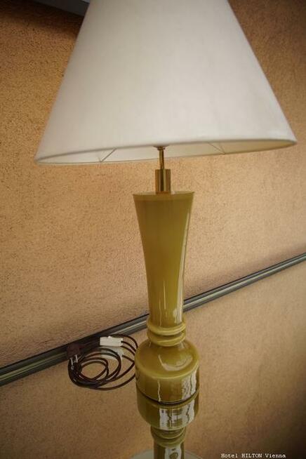 Piękna lampa stojąca "szkło" - wyposażenie Hotel Hilton8