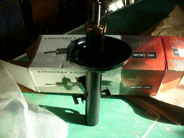 Amortyzator przód Ford Mondeo Mk II 96-0...