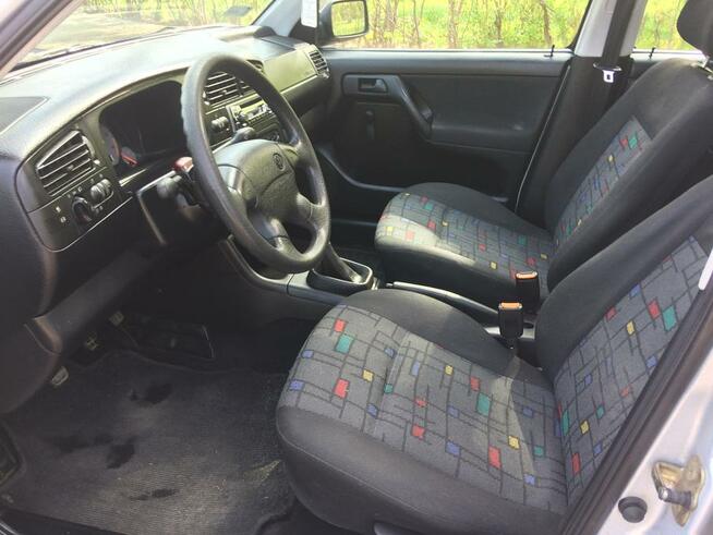 Volkswagen Golf III Joker 1.6 75KM