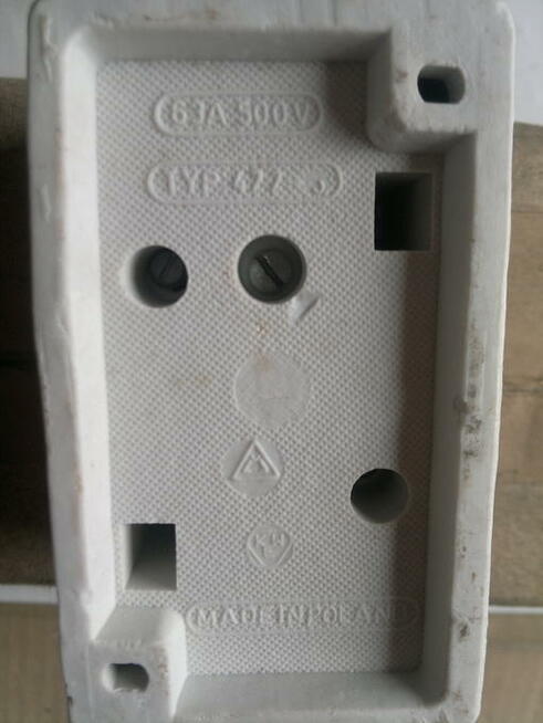 Gniazdo bezpiecznikowe 63A , typ 477 Hurtownia elektryczna