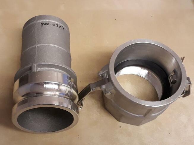 Szybkozłącze D i E