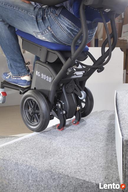 Schodołaz osobowy kroczący krzesełkowyy LG 2020 130 kg MOPS