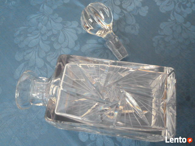 Karafka kryształowa do whisky i brandy.