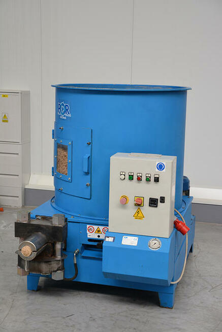 BRYKIECIARKA POR-4340