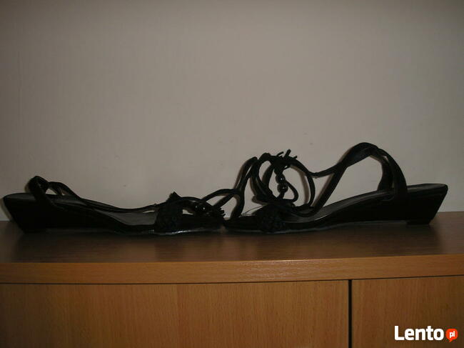 sandały-koturny wiązane 38 24-24,5cm. Chillin