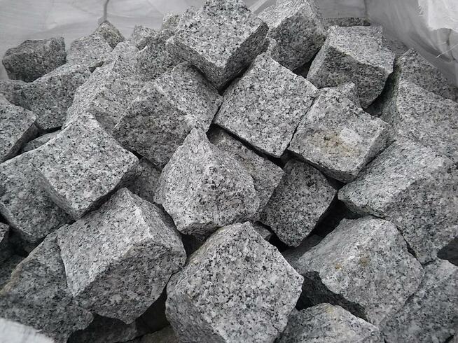 KOSTKA GRANITOWA, KAMIENIE OZDOBNE, GRYS, KORA, OTOCZAKI