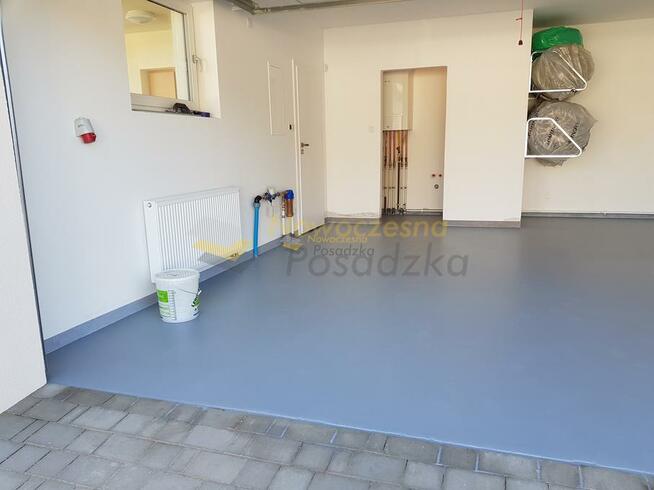 Posadzka przemysłowa żywiczna zamiast płytek do garażu !!!