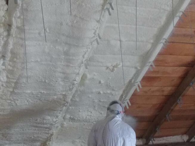 Izolacje Natryskowe LamPur