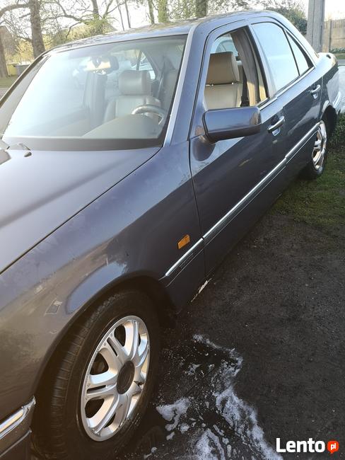 Mercedes Benz Elegance