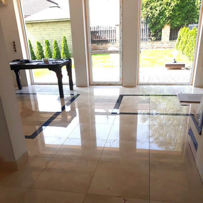 Płytki Podłogowe Marmurowe CremaMarfil poler 60x60x2