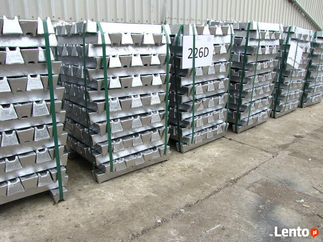 Wlewek ze stopu aluminium 99,7%