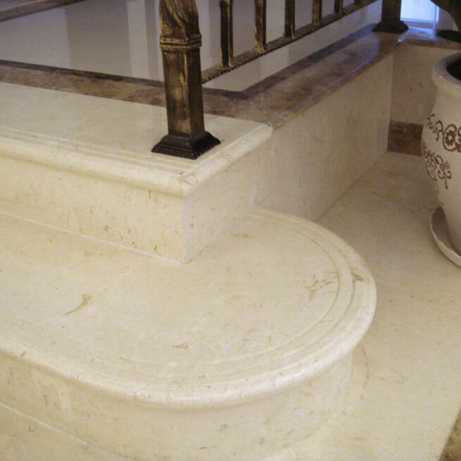 Płytki Wapień Emelas Beige polerowany 61x30,5x1,2