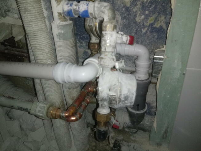 Remonty mieszkań osuszanie