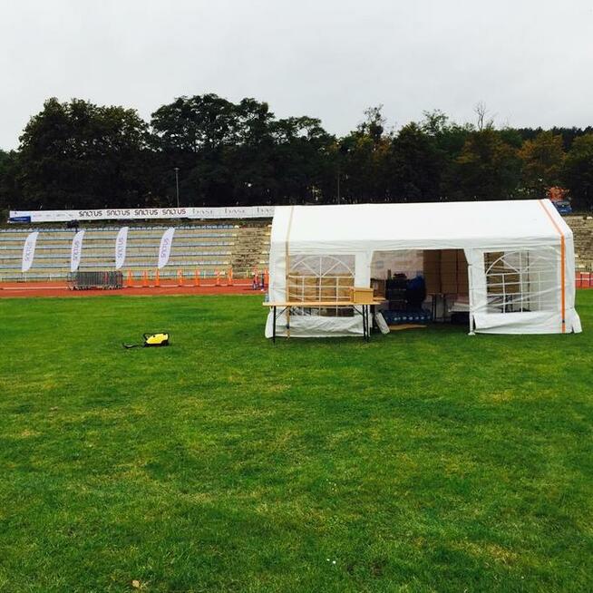 Wynajem namiotów eventowych