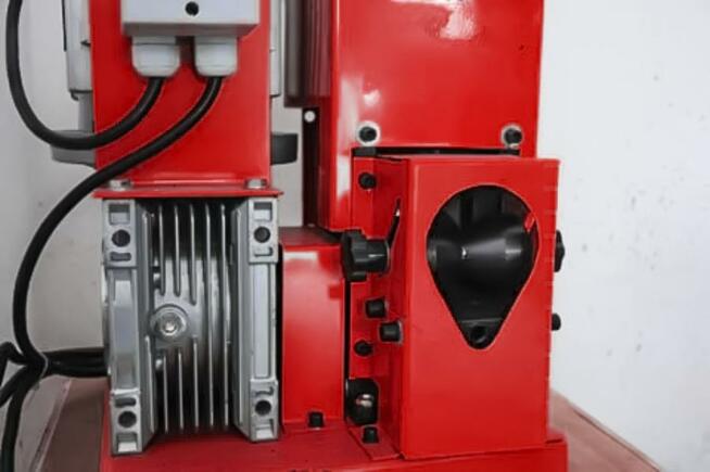 Odizolowywacz kabli MACHTEK M-601