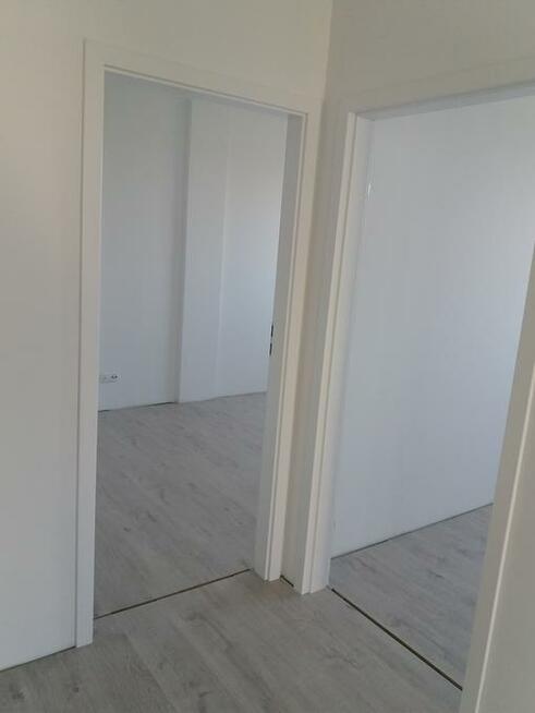 Montaż paneli podłogowych oraz tarasów z deski kompozytowej