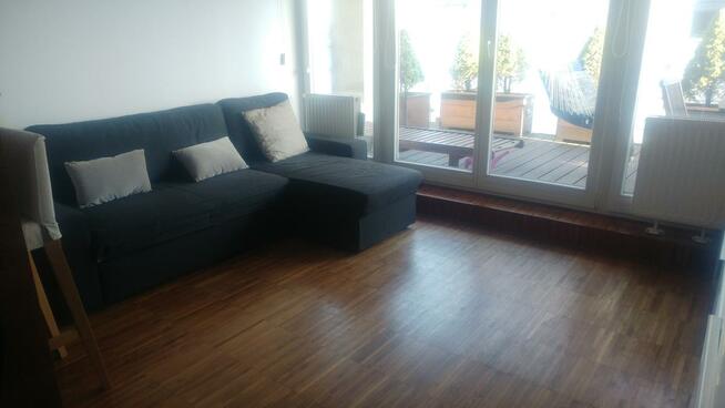 Wynajmę 2 pokojowe przytulne mieszkanie z tarasem!