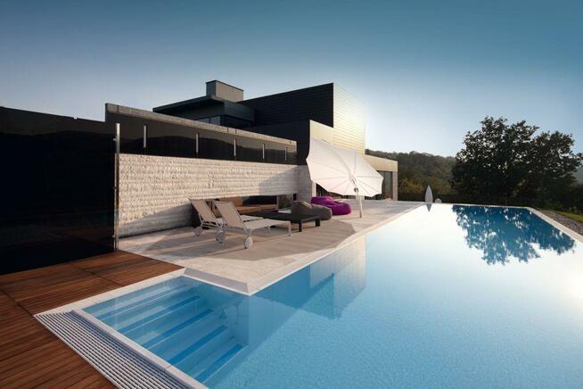 Parasol ogrodowy Icarus by Umbrosa. 100 % made in Belgium