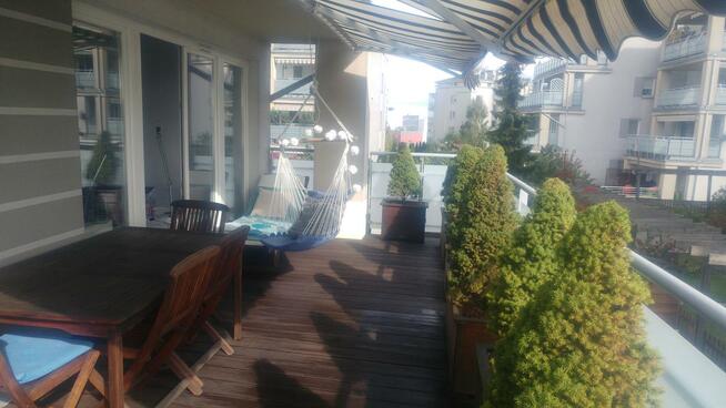 Wynajmę 2 pokojowe przytulne mieszkanie z tarasem!