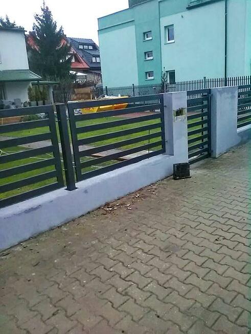 Balustrady , ogrodzenia , metaloplastyka , meble loft