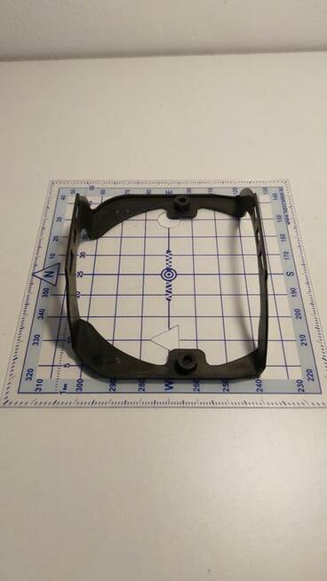 Uchwyt do mocowania chłodzenia na płycie głównej - Poznań