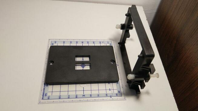 Uchwyt do mocowania chłodzenia na płycie głównej - Poznań