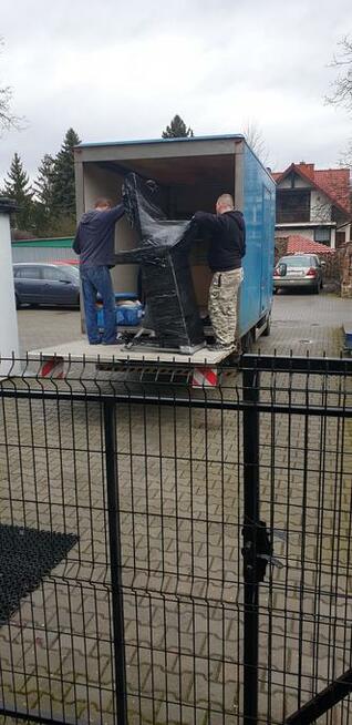 TRANSPORT PRZEPROWADZKI KOMPLEKSOWE