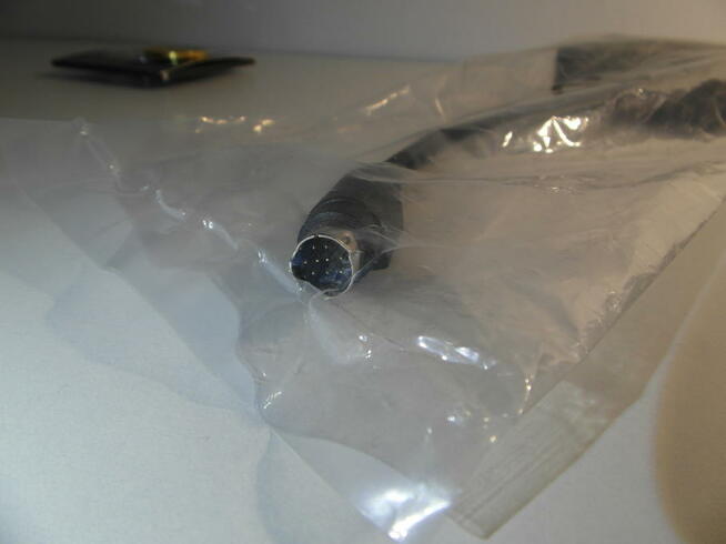 GigaByte S-Video 9pin na S-Video + YPrPb