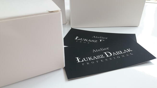 Wizytówki z folią silk touch i lakierem wybiórczym 3D orygin