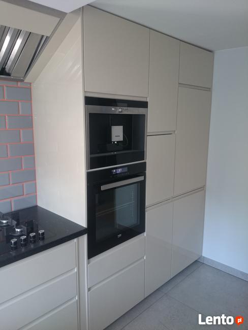 Montaż składanie skręcanie mebli kuchennych Ikea, Agata, itp