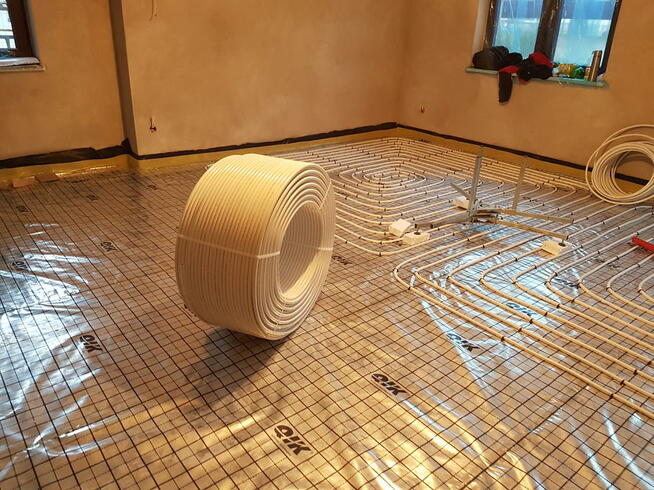 INSTALACJE SANITARNE I TECHNIKA GRZEWCZA