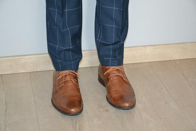 Garniturek+buty+koszulka dla chłopca w rozm.140cm