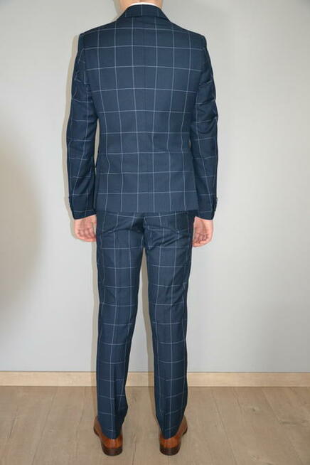 Garniturek+buty+koszulka dla chłopca w rozm.140cm